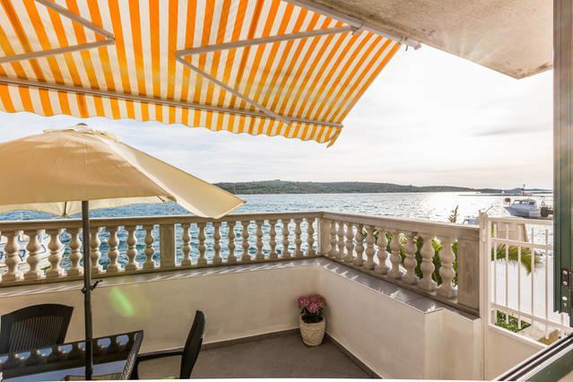 Apartment Masa Pirovac Dış mekan fotoğraf